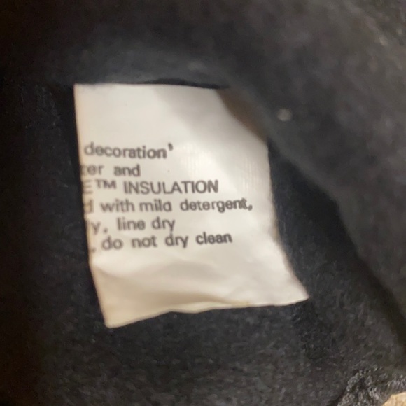 Slightly used thinsulate gloves - Picture 5 of 7